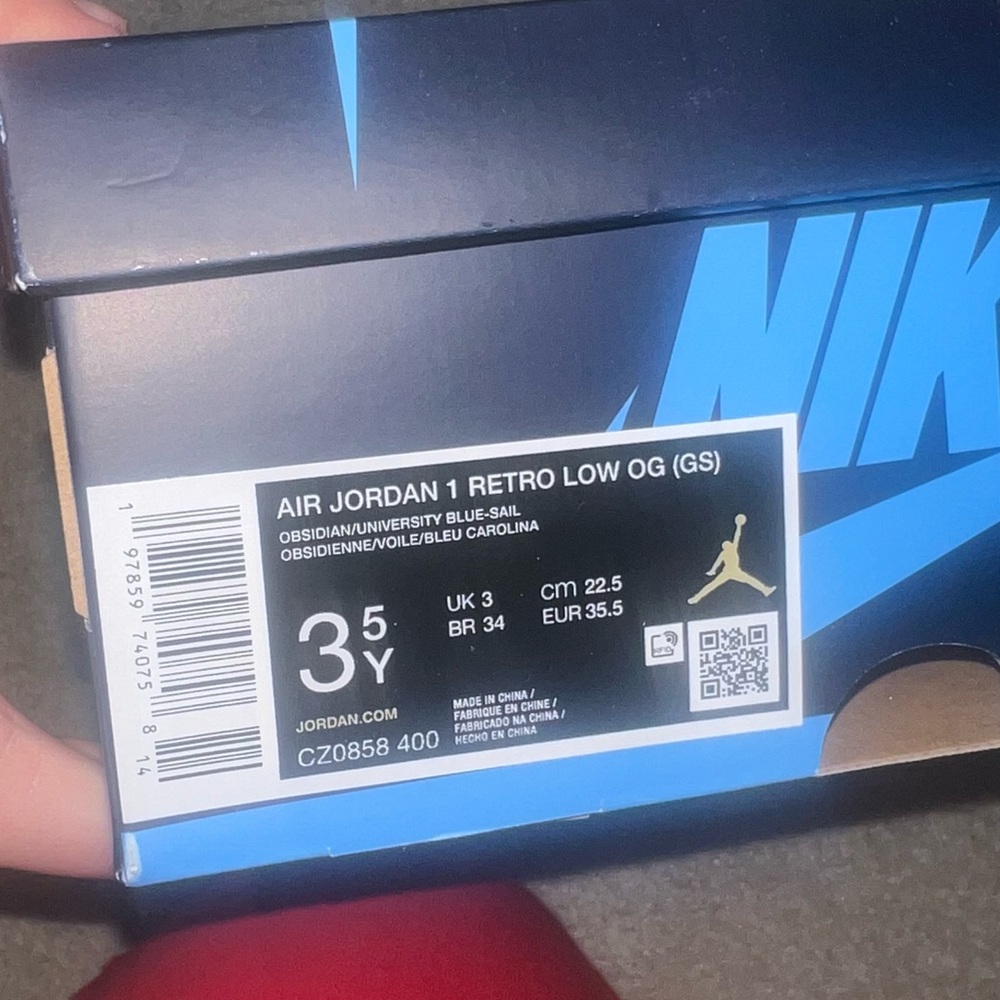 GRADE-SCHOOL AIR JORDAN 1 LOW OG "OBSIDIAN 3.5 - Picture 8 of 9